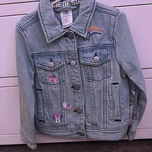 Brand new Disney Minnie Mouse patched denim jacket size 4